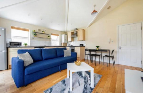 Lovely 3-bed 20 minutes to Central London